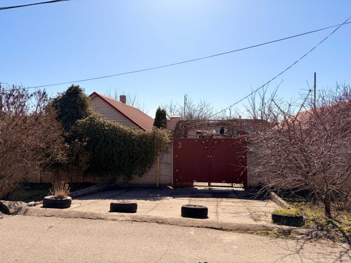 Продаж будинку в гарному житловому стані - фото 1