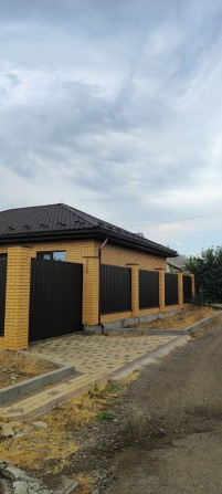 Продаю дом новой постройки в районе пл. Победы - фото 1