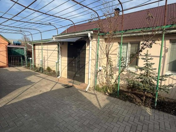 Продаж будинку з якісним ремонтом в районі Універсаму(Корабельний) Миколаїв