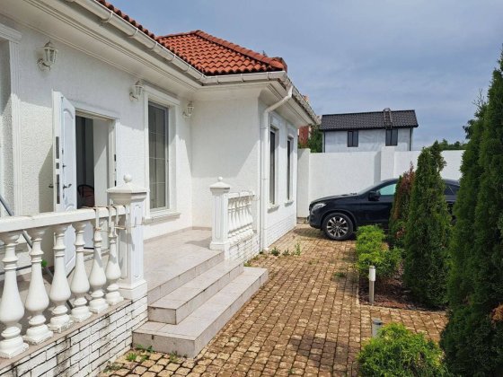 Ваша власна середземноморська історія-затишок, що починається з порога