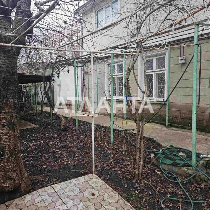 Часть дома на 10 Фонтана все документы 3.3 сотки земли - фото 1