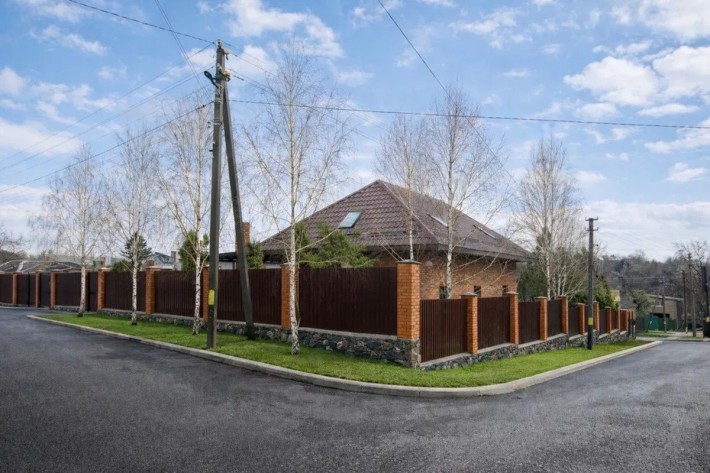 Двоповерховий будинок 5 хв від центру | вул. Театральна | Євроремонт - фото 1