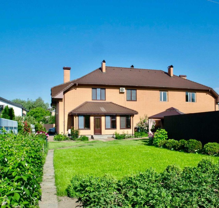 Продаж дуплексу 295 м² на ділянці 10 соток - фото 1