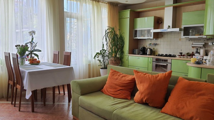 Коттедж у моря в закрытом комплексе с террасой. - фото 1