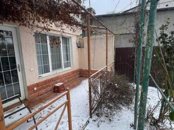 Продам самостійний 2-поверховий будинок з ділянкою на Черемушках! Одеса