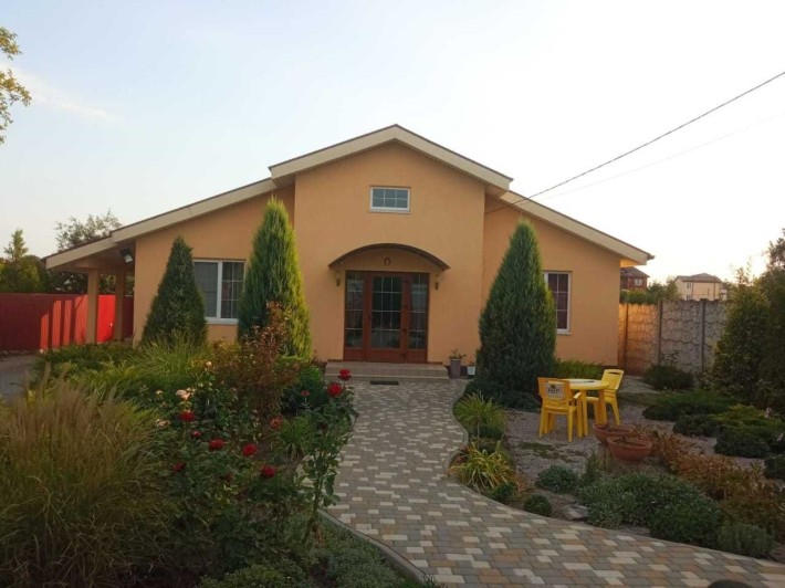 Просторий сучасний будинок з терасою та садом р-он Передова! - фото 1