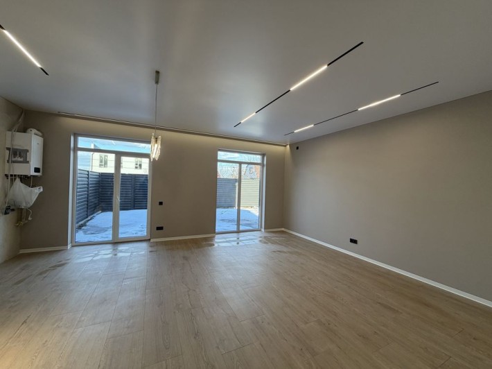 Продаж 120м2 готовий до продивання. Центральна каналізація - фото 1