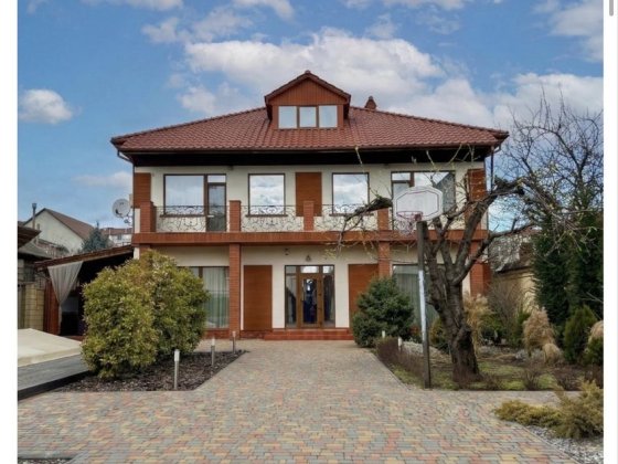 Продам очень красивый дом для вашей семьи на Костанди