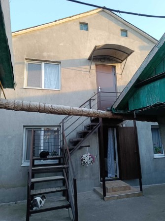 Продам 2 х этажный дом на Слободке. - фото 1