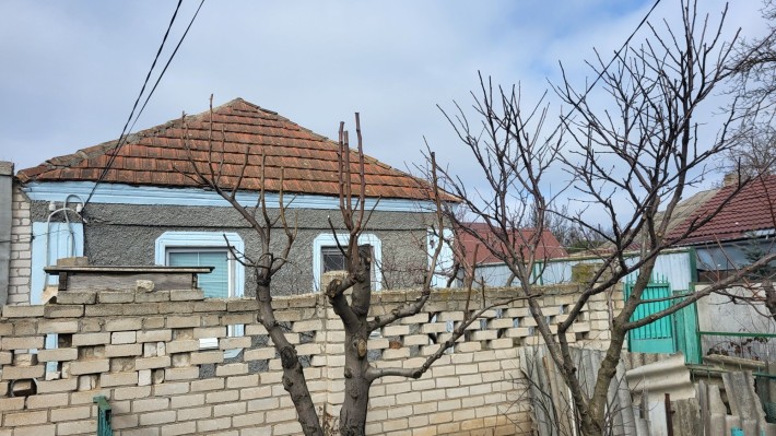 Продаю будинок на дві сім'ї - фото 1