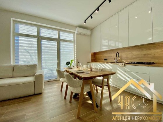 Продаж дуплексу з дизайнерським ремонтом у Петропавлівській Борщагівці Петропавловская Борщаговка