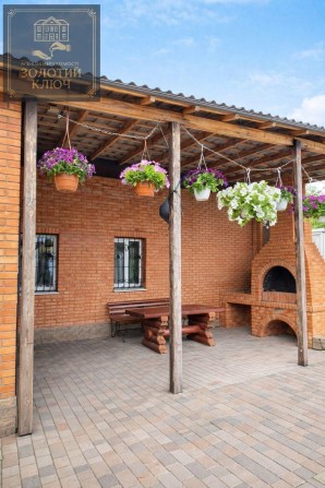 Продам двоповерховий будинок - фото 1