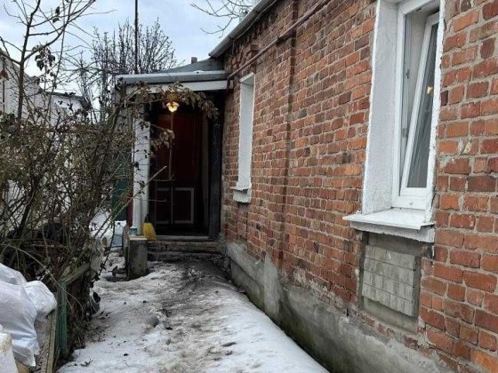 Продам будинок з ділянкою 5 хв метро 23 серпня Харків