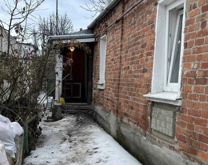 Продам будинок з ділянкою 5 хв метро 23 серпня - фото 1