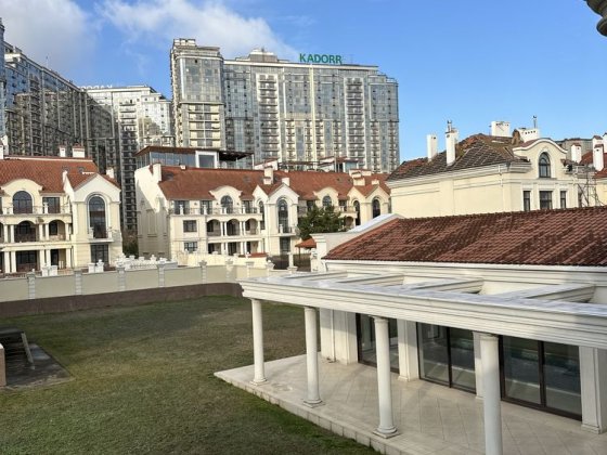 Продам дом с ремонтом в престижном комплексе Королевские сады