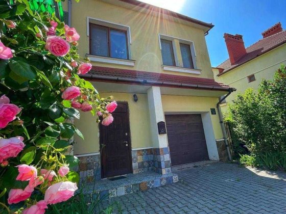 Продаётся дом в элитном коттеджном посёлке Совиньон