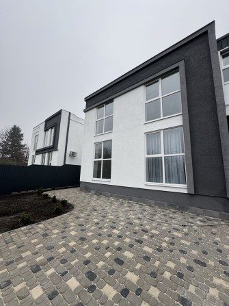 Продам новобудову недалеко від центру міста - фото 1