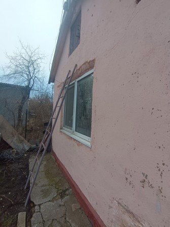 Продам часть дома и летнюю кухню на Ленпоселке - фото 1