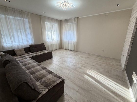 Продається будинок з ремонтом на Баварії, 8 соток Харьков