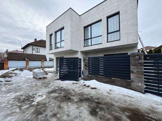 Будинок з ремонтом та меблями! 2км від Києва! Софіївська Борщагівка