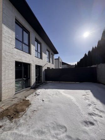 Сучасний дуплекс 110 м² поблизу Києва на Софіївській Борщагівці. - фото 1