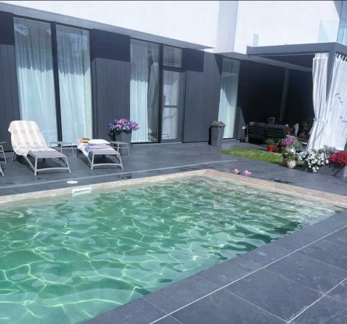 Дом на 10 Фонтана 10 соток Бассейн. К морю 500 м Комиссия 0% ВИДЕО - фото 1