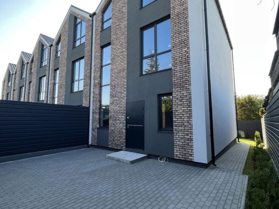 Таун в 5 хвилинах до Львівського Кварталу‼️ Петропавловская Борщаговка