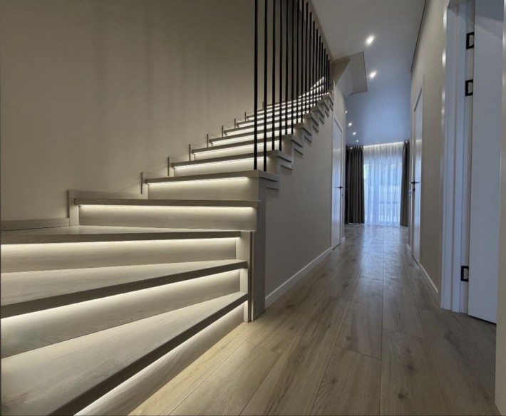 ПРОДАМ якісний стильний дуплекс з ремонтом! Софіївська Борщагівка - фото 1