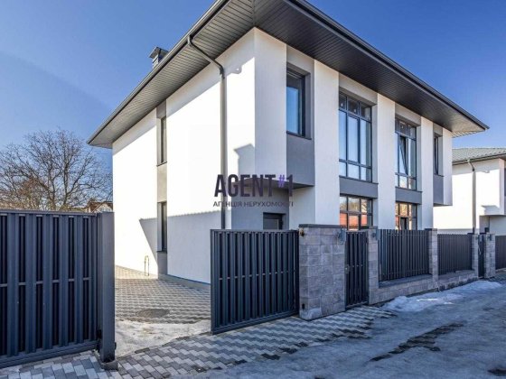 Петропавлівська Борщагівка, Продаж дуплексів біля лісу.