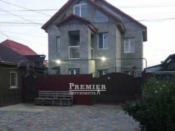 Продам сучасний будинок