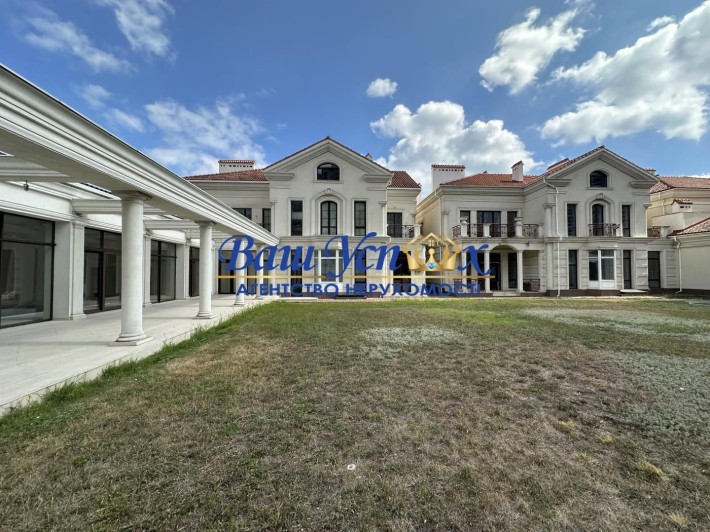 Продажа дома у море Французский бульвар КГ Королевские Сады - фото 1