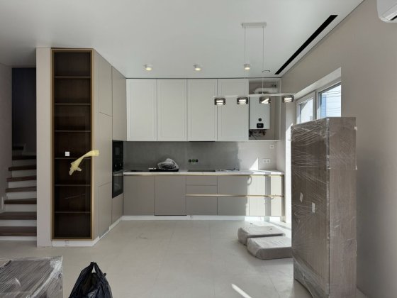 Меблі та техінка‼️Закрите КМ | центральні комунікації Петропавлівська Борщагівка