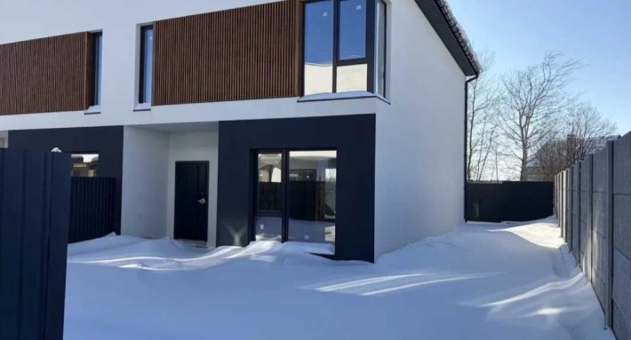 Дуплекс 130 м² на закритій території – найкраща ціна в районі - фото 1