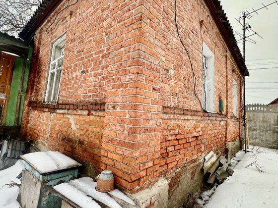 Продам дом с участоком 8,5 соток  киевская , приватизация