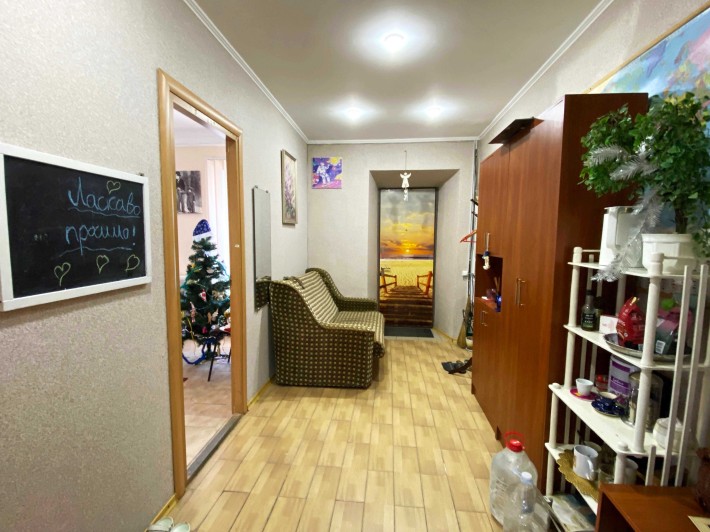 Продаж 2 кімн. будинок. Ремонт, фасадний вхід-ганок, М. Кропівницького - фото 1