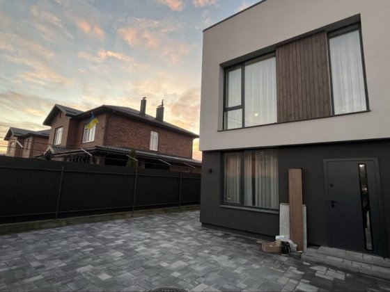 Дуплекс з ремонтом та найкращим заходом сонця Петропавловская Борщаговка