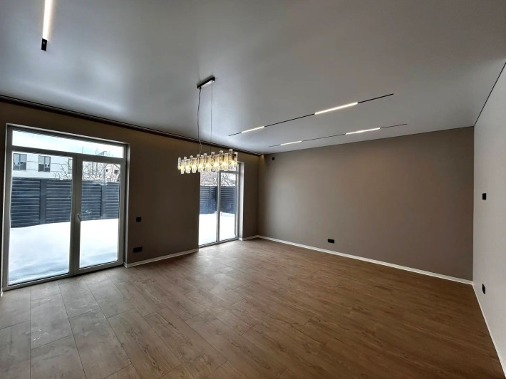 Будинок з ремонтом в Софіївській Борщагівці! Вигідна ціна! - фото 1