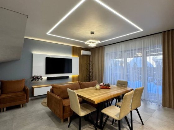 Продаж. Таунахус в центрі Петропавлівської Борщагівки! Газ! Петропавловская Борщаговка