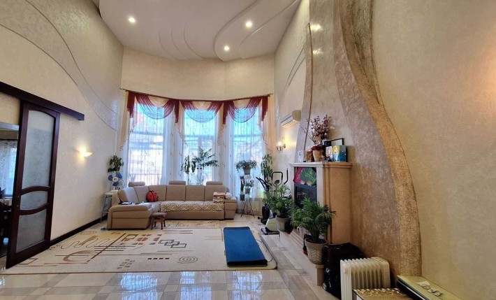 Продам компактный дом ул. Костанди 3 сотки - фото 1