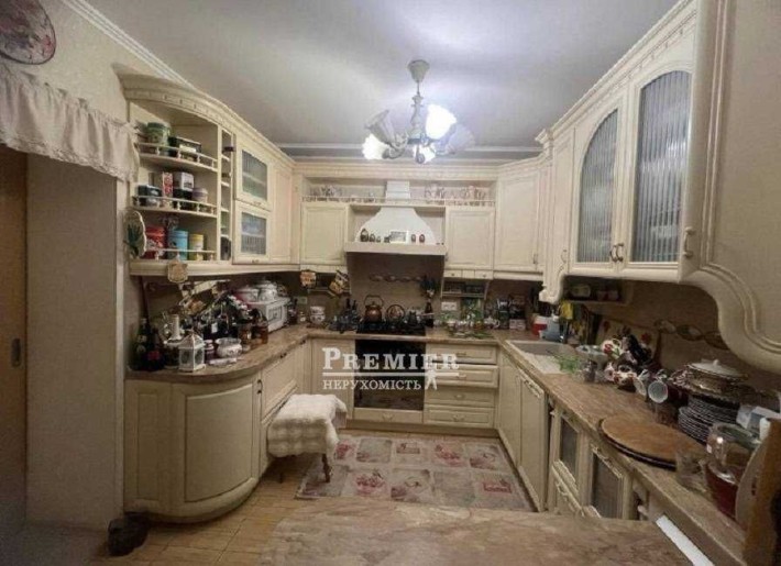 2-поверховий будинок 130 м², 4 спальні, ділянка 3 сотки - фото 1