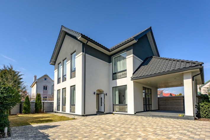 Дом в престижном районе - фото 1