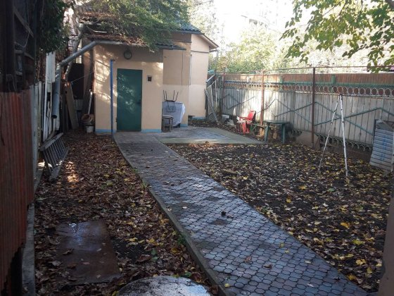 Участок в тихой Аркадии Дом под ремонт