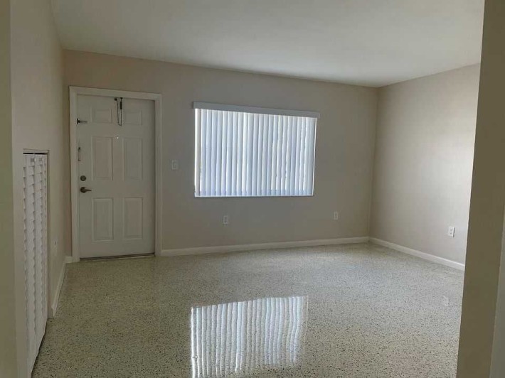 Таунхаус за ціною квартири! Ціна - $19,500 | BBQ зона | Парковка - фото 1