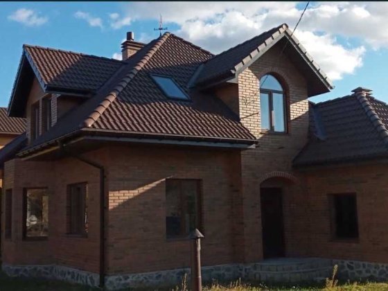 Продам дом,Тракторостроителей 79,участок приватизирован(код5532)
