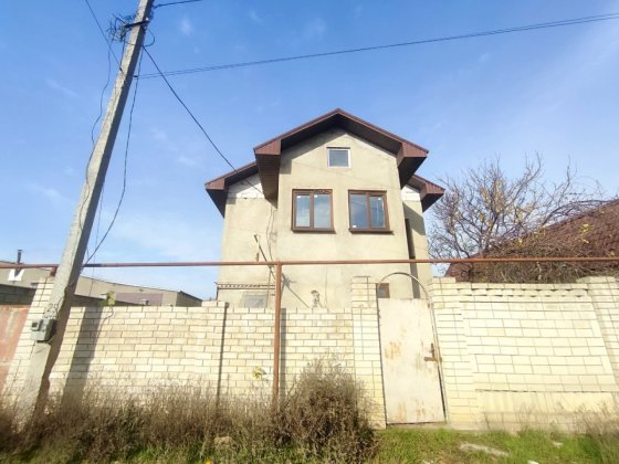 В продаже просторный дом на Агрономической с полным пакетом документов