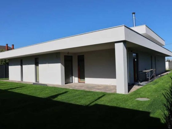 Дизайнерський будинок на 10 сотках біля Ліцею №1 з меблями та технікою Петропавлівська Борщагівка