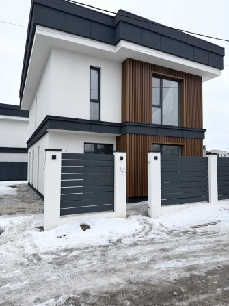 Останній окремий будинок в пішій доступності Ліцей - фото 1