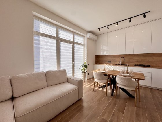 Дуплекс 110 м2 з авторським ремонтом і каміном Петропавлівська Борщагівка