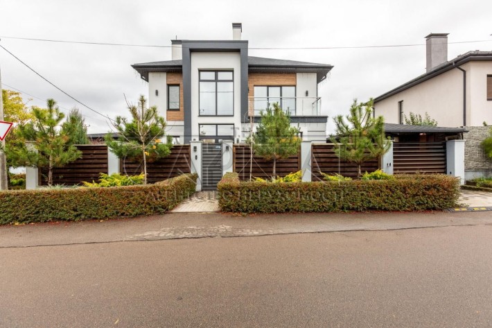 Продаж будинку Софіївську Борщагівка сучасний ремонт 260м2 - фото 1