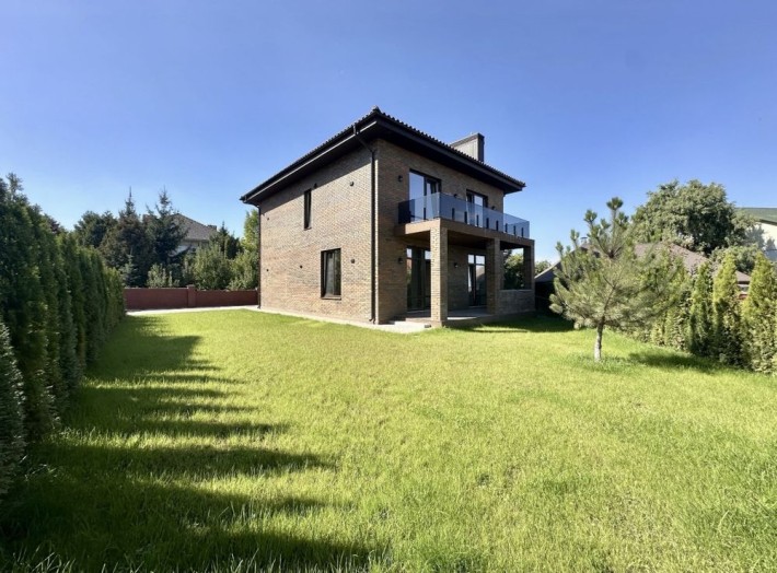 Продаж Будинку під Києвом! Чистовий ремонт ! Газ ! - фото 1